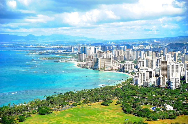 Hawaii Diamond Head Island - Best Places To Go On Vacation In The US